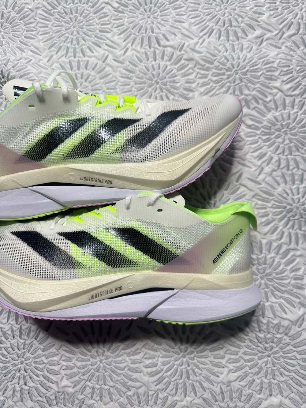 Adidas Adizero Boston 12 M Running Shoes Green Spark IG3321 Men's Size 10 - Picture 9 of 11